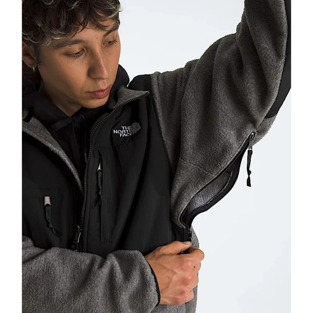 The North Face Men Retro Denali Jacket Grey Black Full Zip Fleece NF0A3XAU Large
